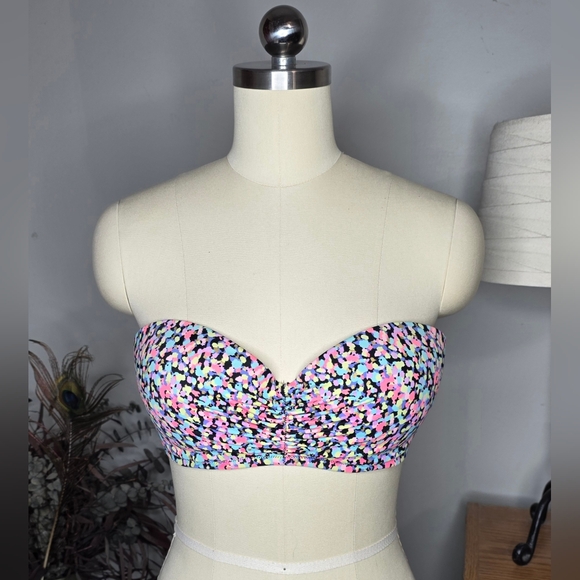 Victoria's Secret Other - Victoria's Secret Bikini Swim Top 34D